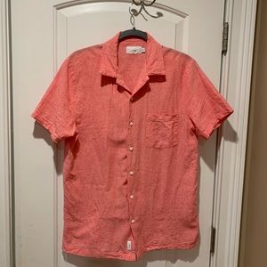 Short sleeve button up